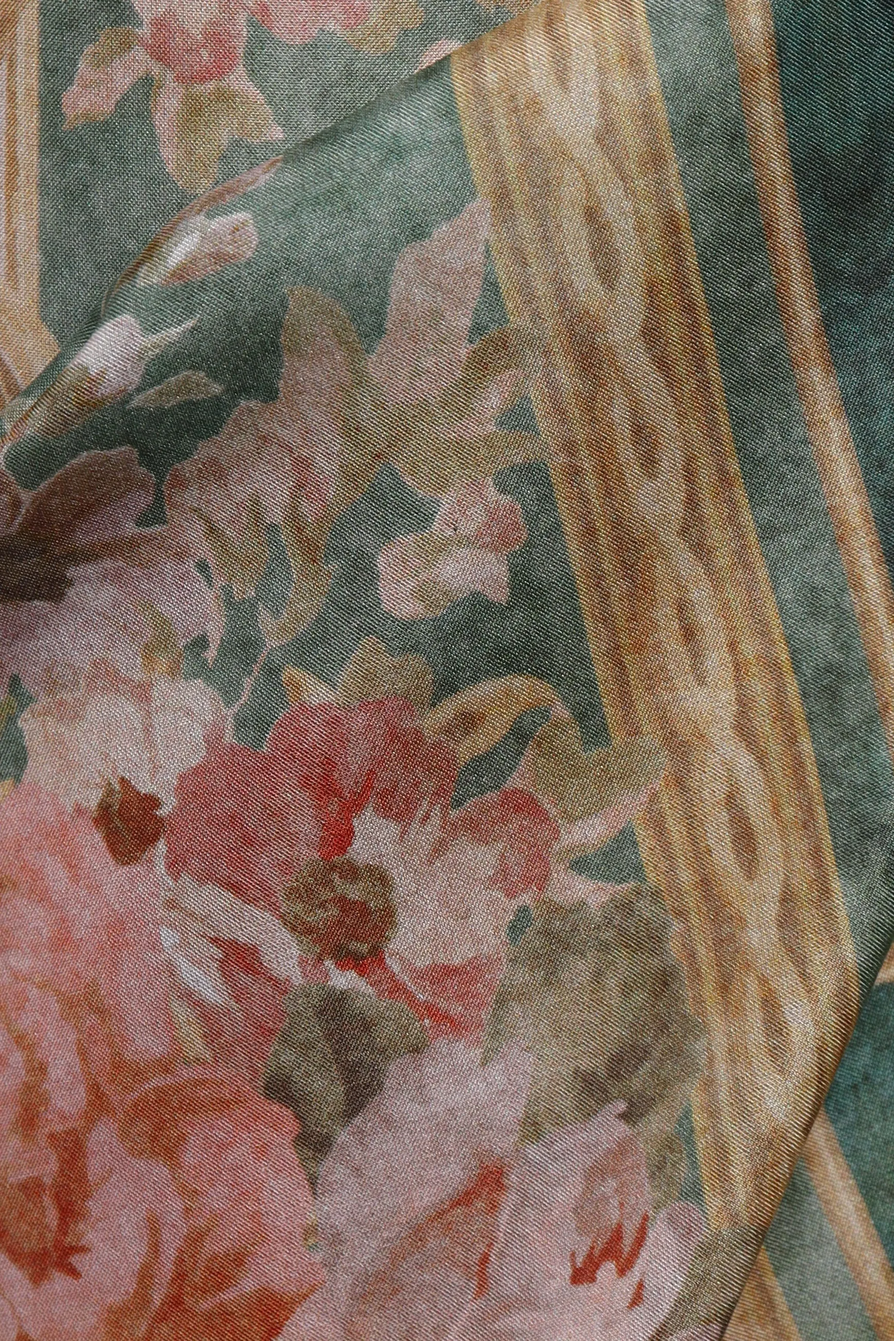August Pink Dessin