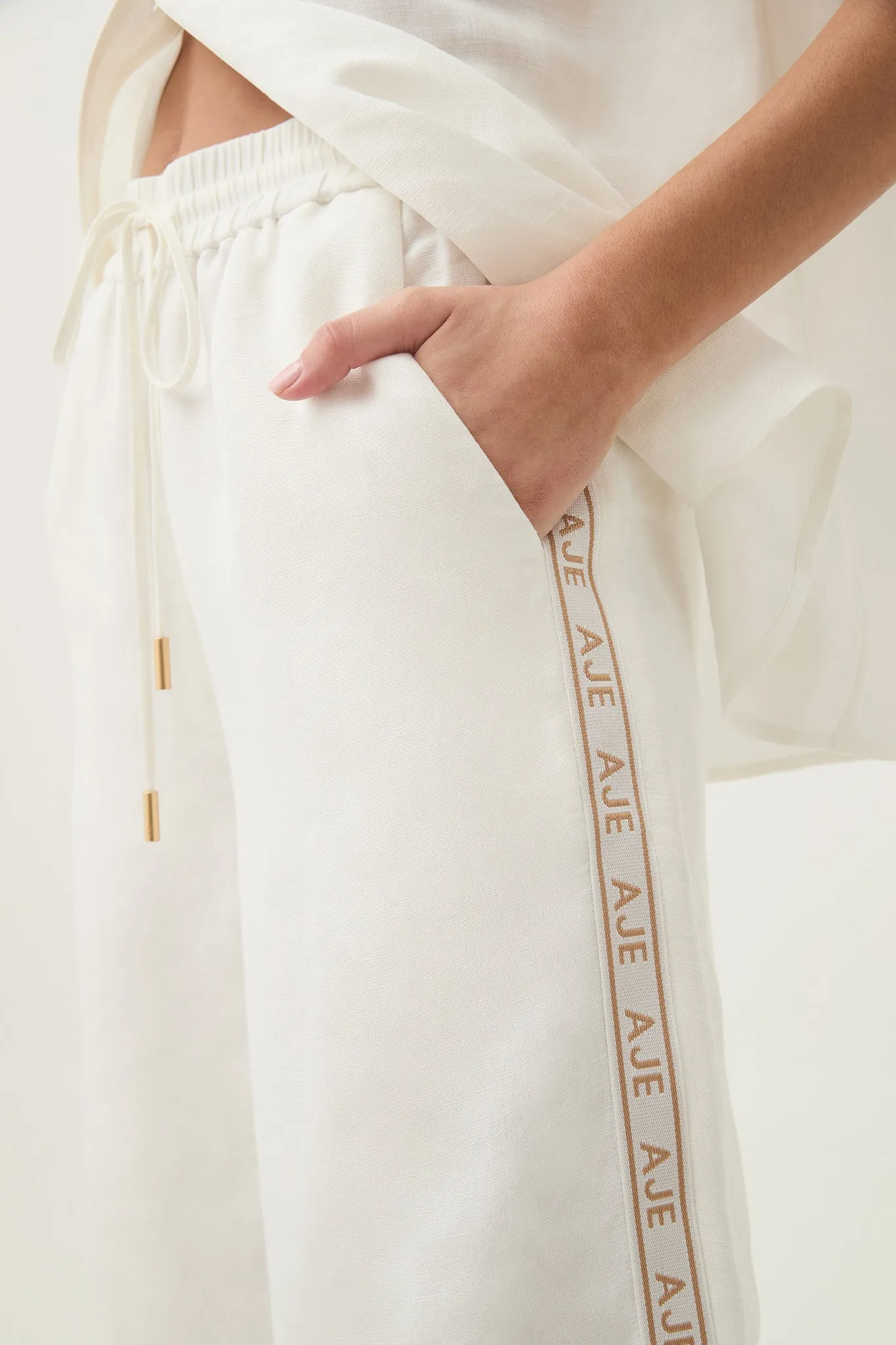 Principle Logo Pant