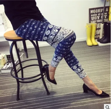 Vibrant Patterned Leggings – Comfortable and Stylish Everyday Wear
