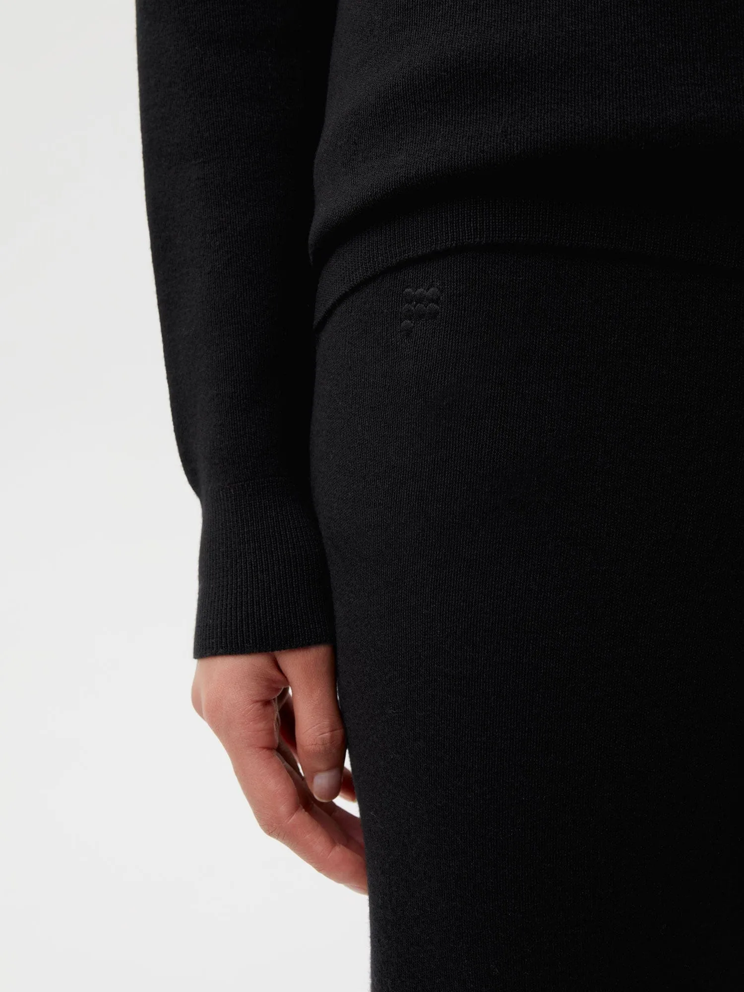 Womens DNA Regenerative Merino Wool Track Pantsblack